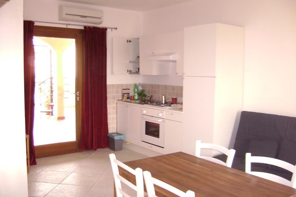 Apartmán Casa Di Livia SantʼAnna Arresi Exteriér fotografie